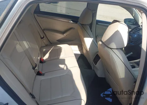 2016 Volkswagen Passat Se из США, поврежденный, VIN 1VWBT7A3XGC061234